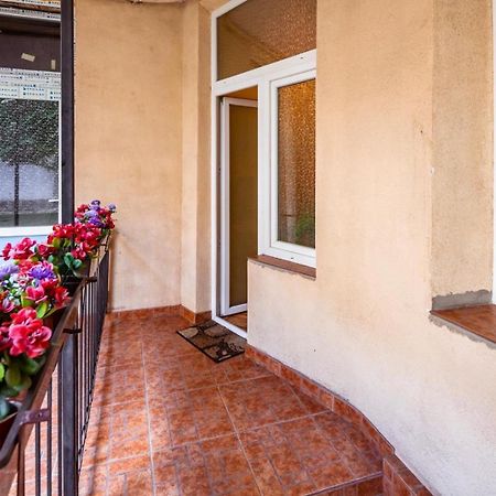 2 Rooms Central Anna Apartment Лвив Екстериор снимка