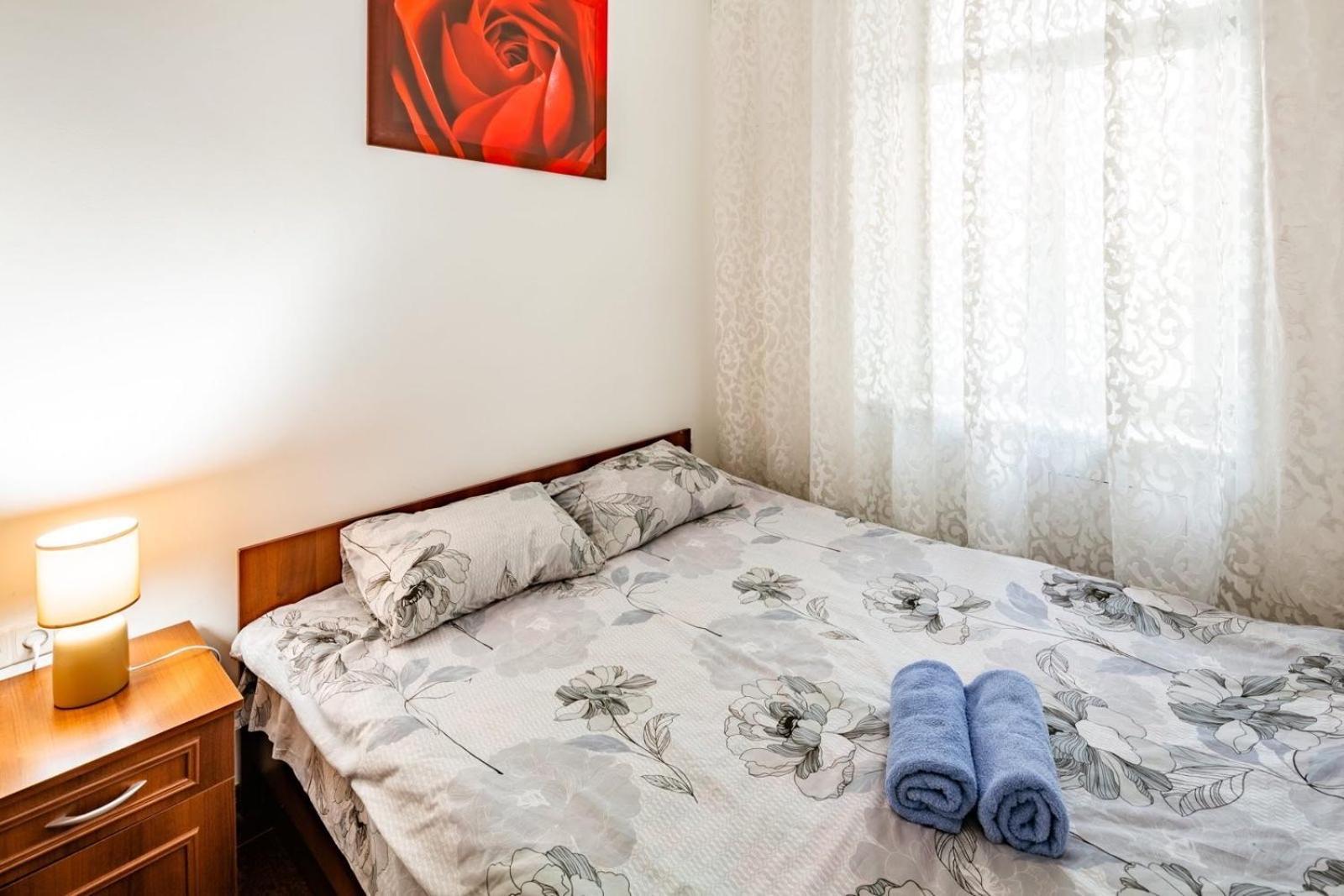 2 Rooms Central Anna Apartment Лвив Екстериор снимка