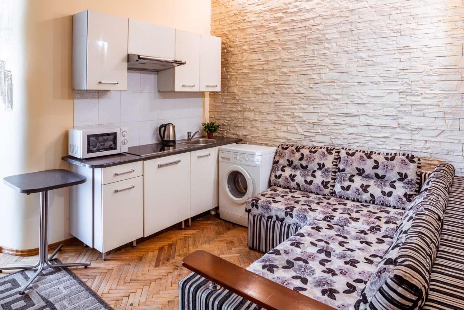 2 Rooms Central Anna Apartment Лвив Екстериор снимка